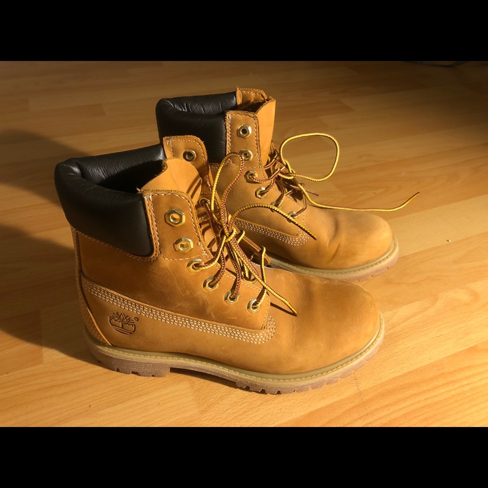 Great condition boots !